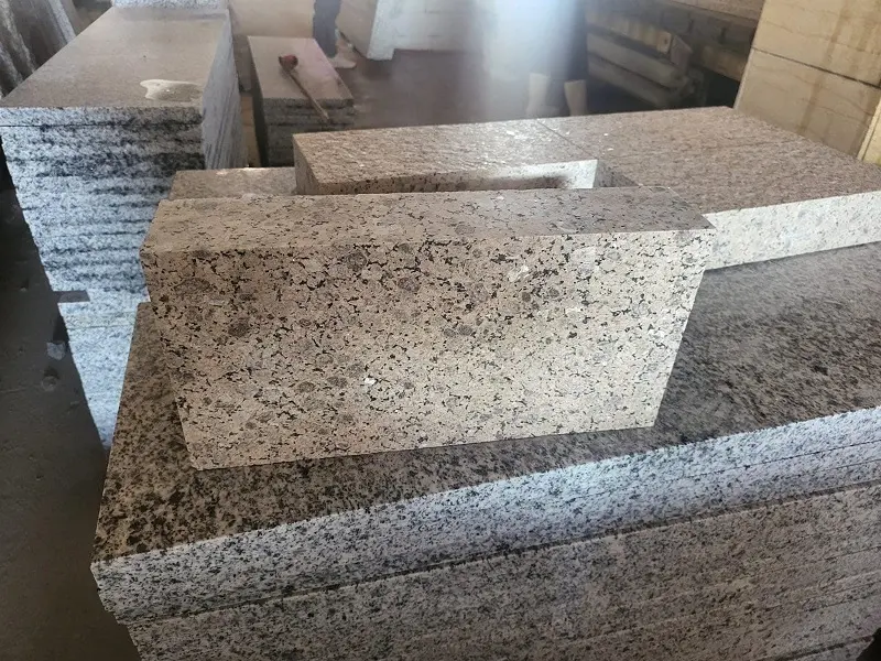 Cubes Granite