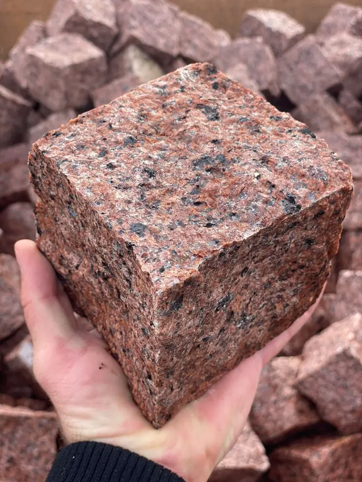 Cubes Granite